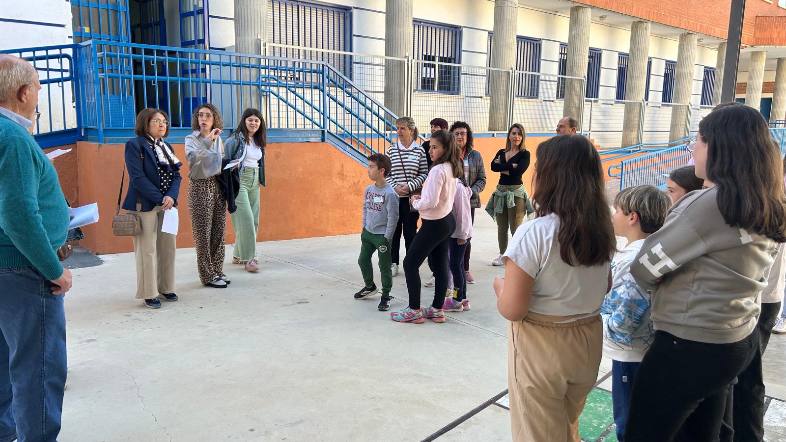 Taller_intergeneracional_Vara_13-5-25_2.jpeg